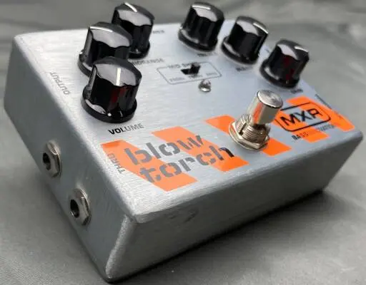 MXR - M181 - Blow Torch Bass Distortion 2